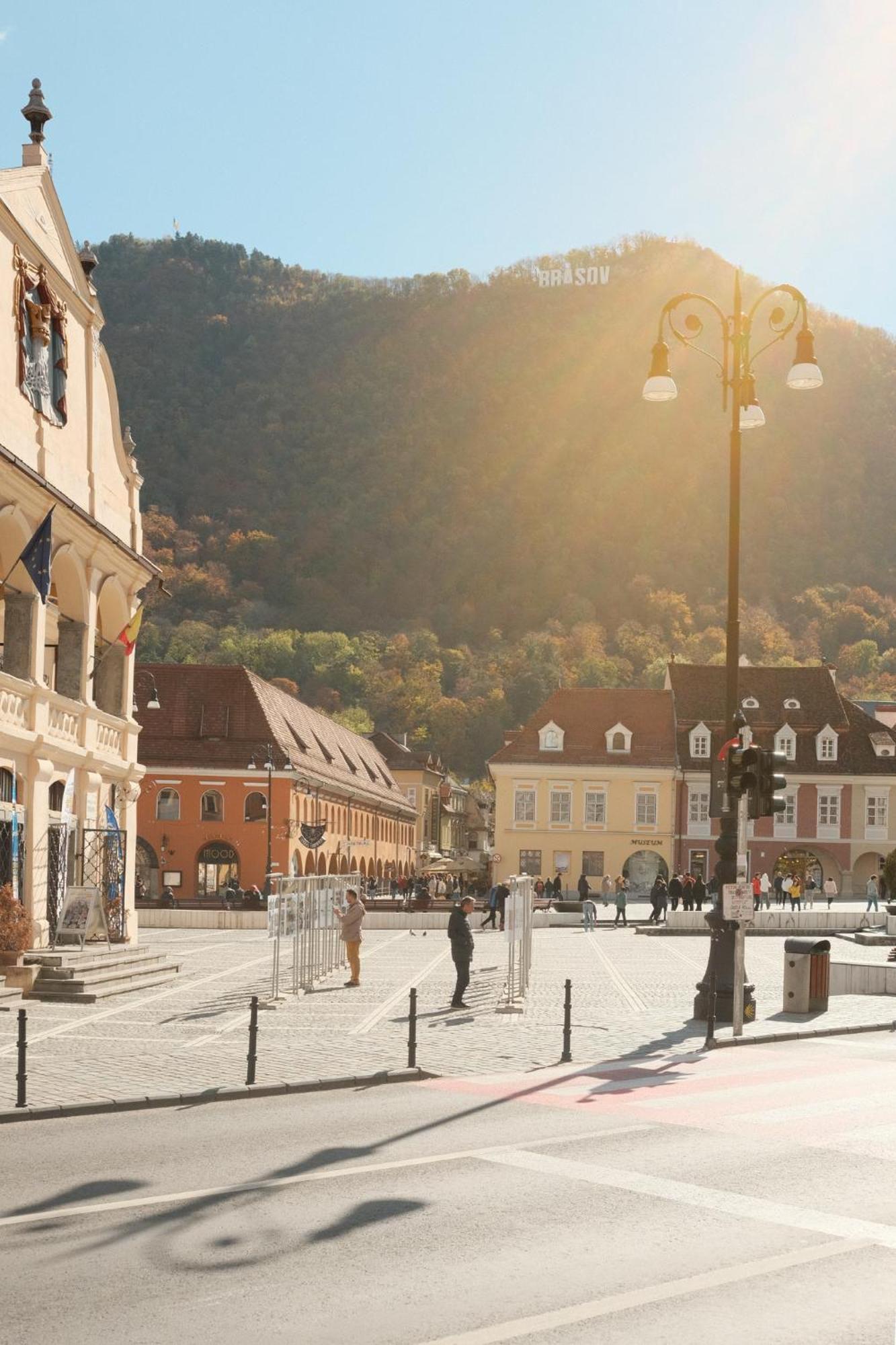 Harmonee - Central Retreat Brasov Exterior photo