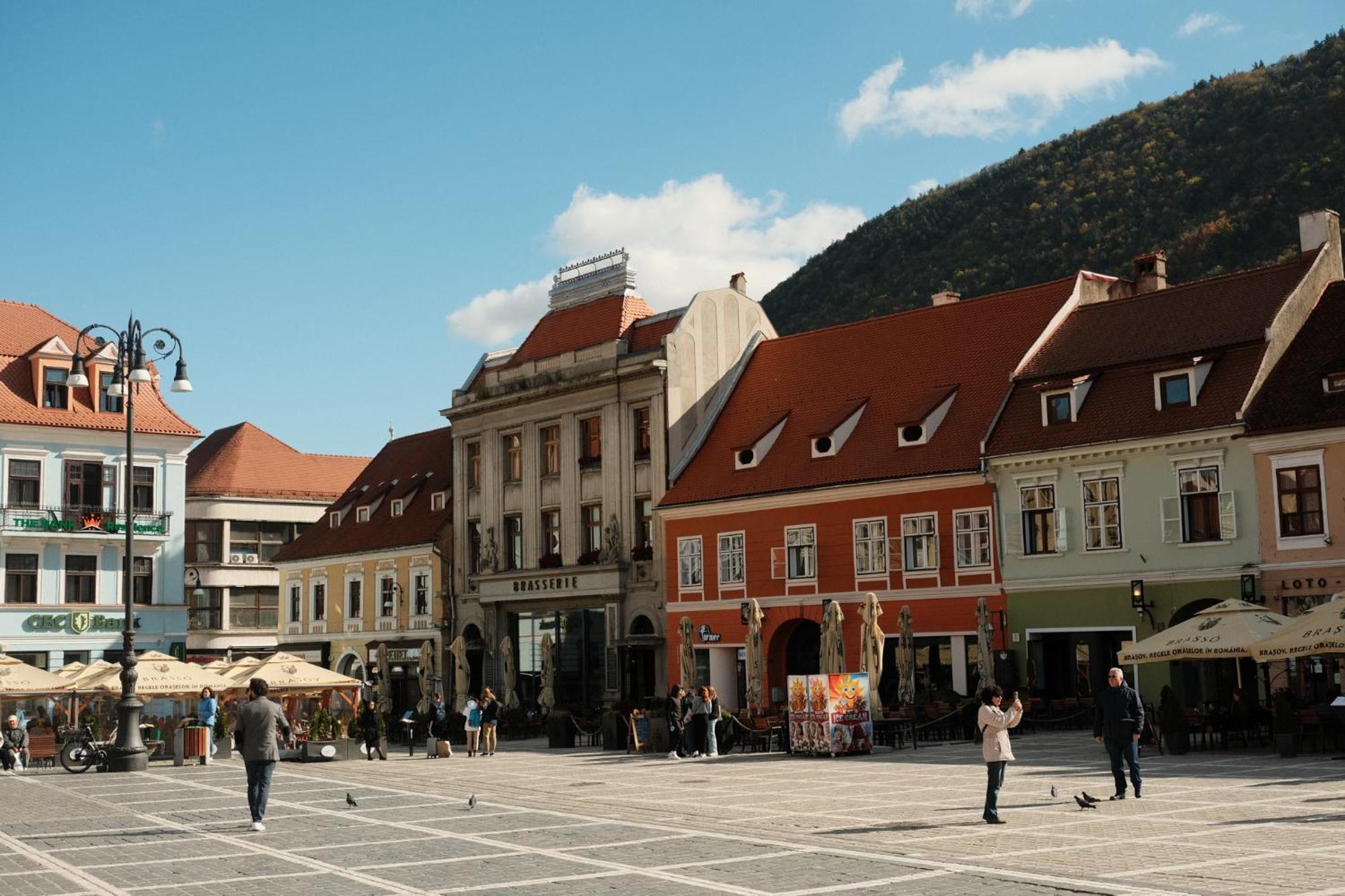 Harmonee - Central Retreat Brasov Exterior photo